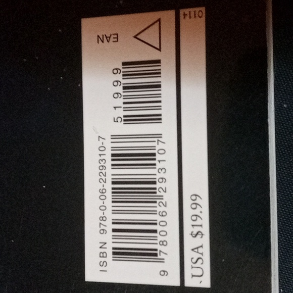 BBC Doctor Who The Doctors Lives and Times Book, Front Cover has crease - Picture 3 of 4